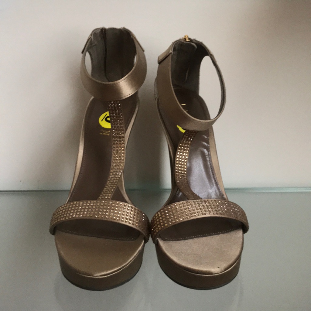 Ralph Lauren Heels Brand New